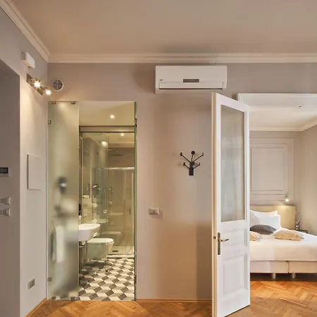 Urbanauts Beletages Sonata Apartment Triest